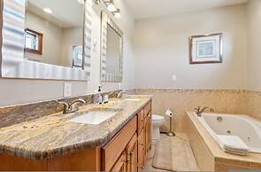 Coastal Destiny - Ocean View Balcony Elevator