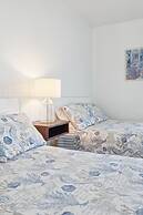 Retro Turtle Reef Condo 1 Block From Beach w Pool