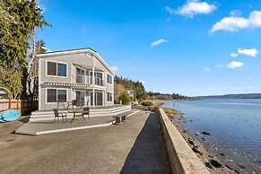 Belfair Beach House in Belfair