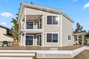 Belfair Beach House in Belfair