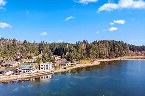Belfair Beach House in Belfair