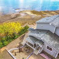 Belfair Beach House in Belfair