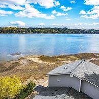 Belfair Beach House in Belfair