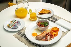 Kamuzi Exquisite Tiny Home Near Airport - 2217