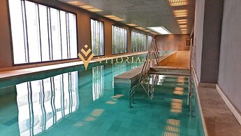 ELEGANCE SUÍTES FREI CANECA