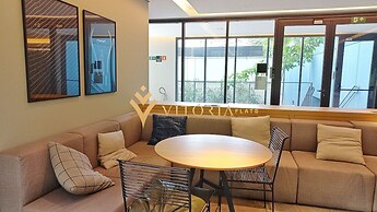 ELEGANCE SUÍTES FREI CANECA