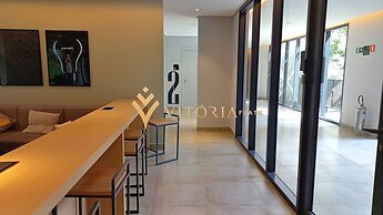 ELEGANCE SUÍTES FREI CANECA