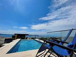 Zados Luxury Residence