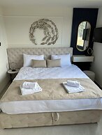 Zados Luxury Residence