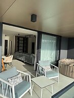 Zados Luxury Residence