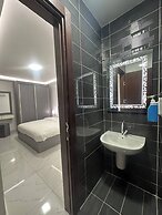 Cozy and Tranquil Rooftop Near Al Services 23