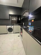 Cozy and Tranquil Rooftop Near Al Services 23