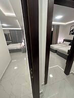 Cozy and Tranquil Rooftop Near Al Services 23