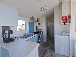 Sea Activities Golden Sands Beach Relax