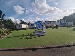 Sea Activities Golden Sands Beach Relax