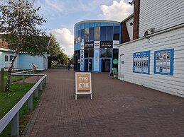 Sea Activities Golden Sands Beach Relax