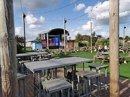 Sea Activities Golden Sands Beach Relax