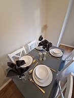 Impeccable 2-bed Apartment in Newcastle Upon Tyne