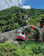 Valent Suit Bungalov