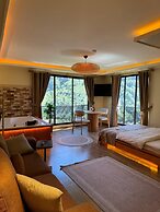 Valent Suit Bungalov