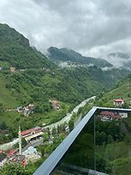 Valent Suit Bungalov