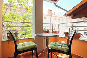 Dante Square Room Center Pula