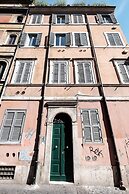 Via Giulia Lovely Nest