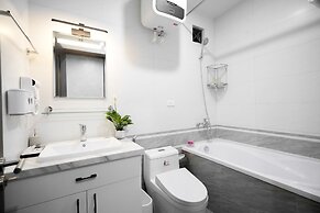 Fusion Gates Apartment