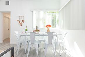 West Deco Boutique Apartments