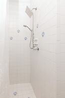 West Deco Boutique Apartments