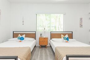 West Deco Boutique Apartments