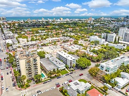 West Deco Boutique Apartments