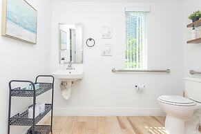 West Deco Boutique Apartments