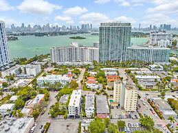 West Deco Boutique Apartments