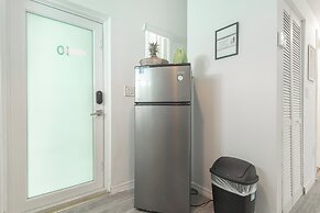 West Deco Boutique Apartments