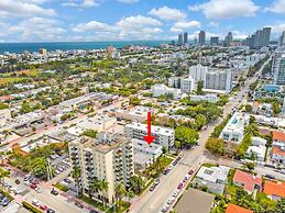 West Deco Boutique Apartments