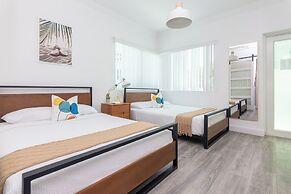 West Deco Boutique Apartments