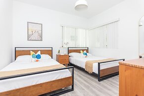 West Deco Boutique Apartments