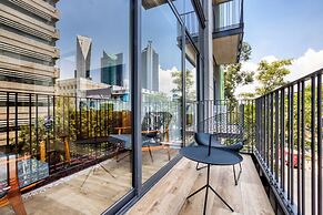 Forma Reforma by Mr. W