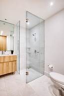 Forma Reforma by Mr. W