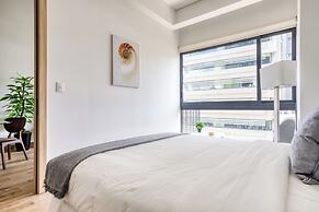 Forma Reforma by Mr. W