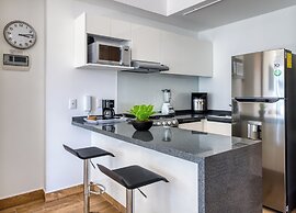 Forma Reforma by Mr. W