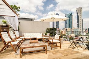 Forma Reforma by Mr. W