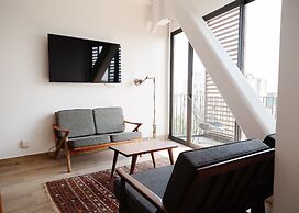 Forma Reforma by Mr. W