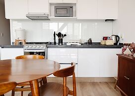 Forma Reforma by Mr. W