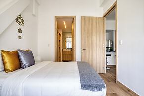 Forma Reforma by Mr. W