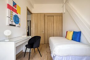 Forma Reforma by Mr. W