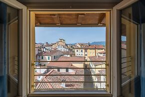 De Nobili Penthouse in Lucca