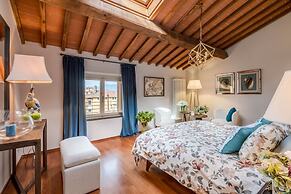 De Nobili Penthouse in Lucca