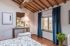 De Nobili Penthouse in Lucca